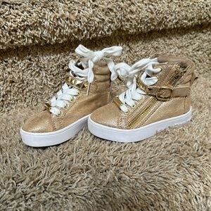 MICHAEL KORS womens shoes high top tennis shoe GOLD studded size 6 toddler